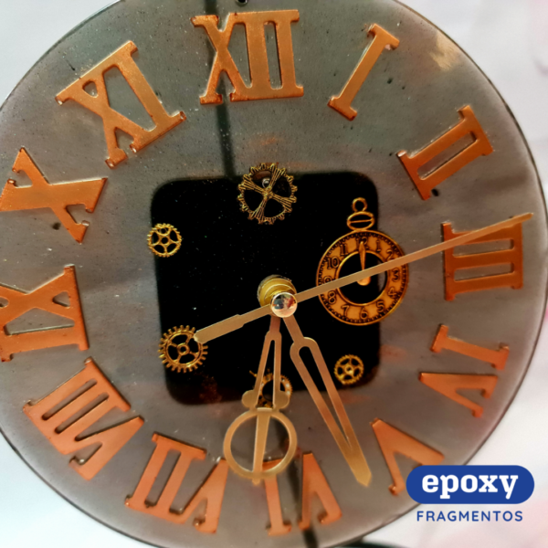 Reloj de Escritorio Romano con Pedestal - Image 3